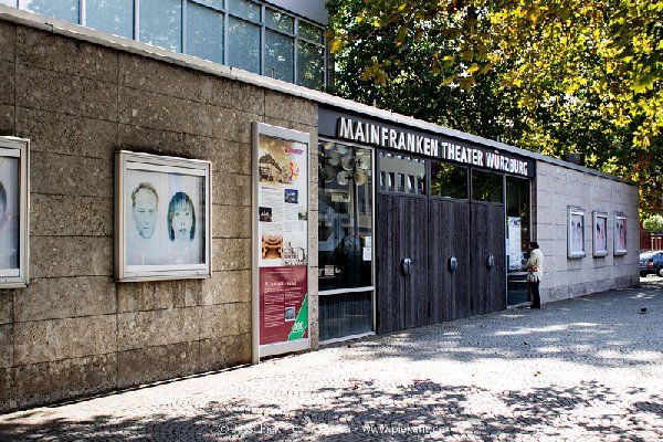 2017 09 03 Alma Mater 42