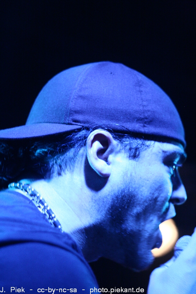 DED02.05.12Cologne low 47