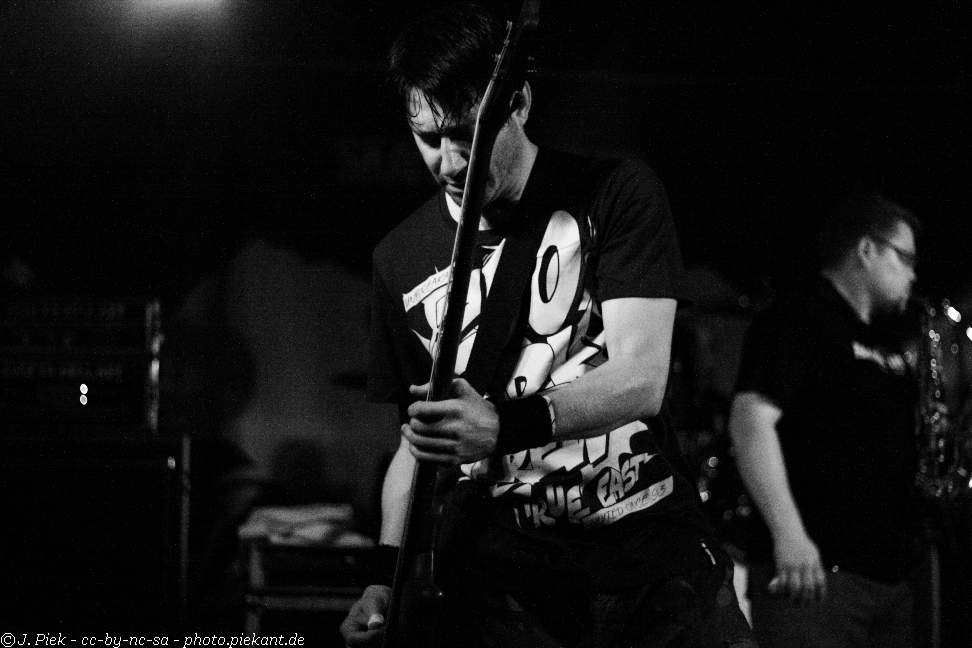 20120908 DEDHalle low 10