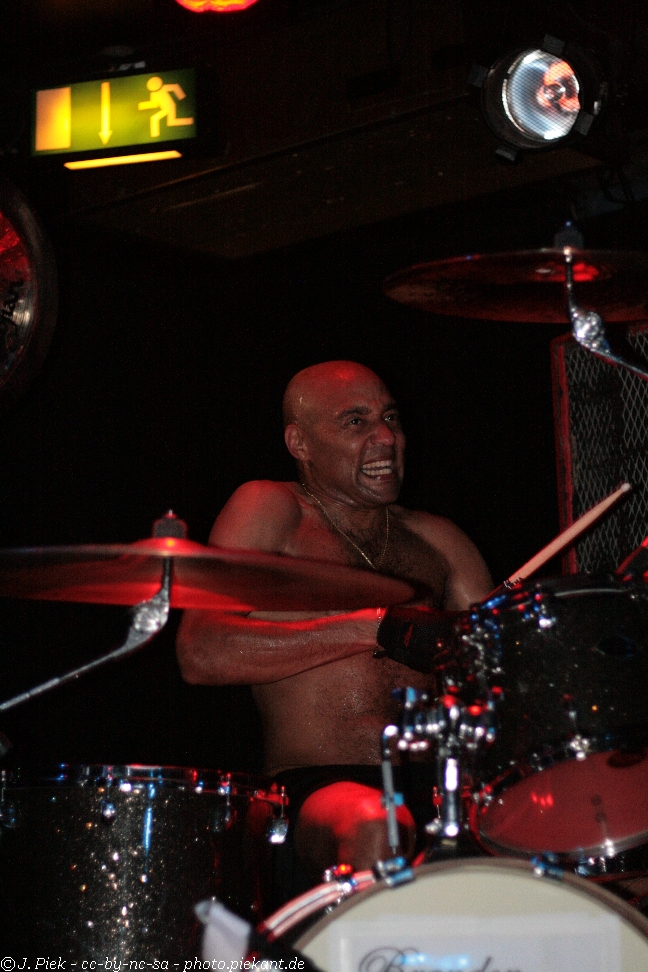 20120828 DED London low 25