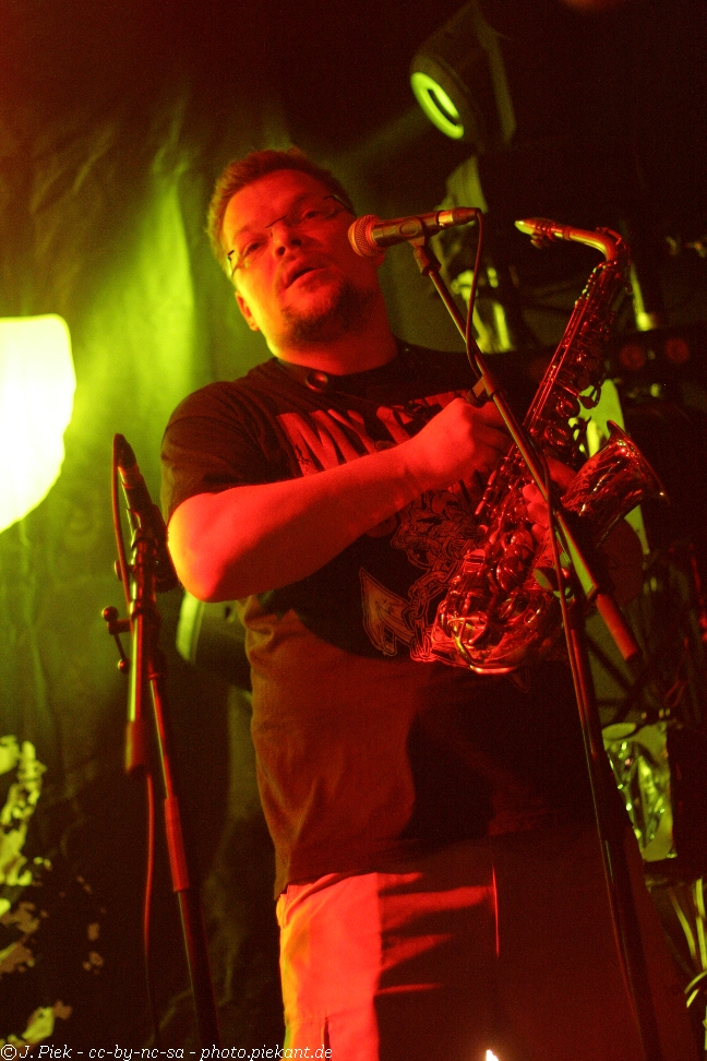 20120830 DED Paris low 36