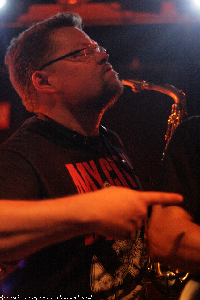 20120830 DED Paris low 46