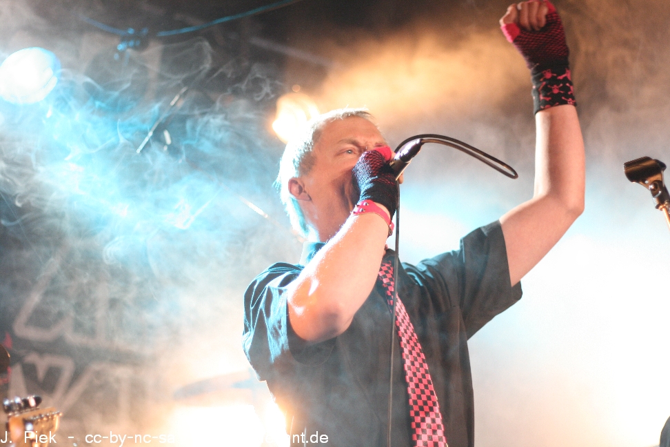 20120616DirtyGlamour low 12