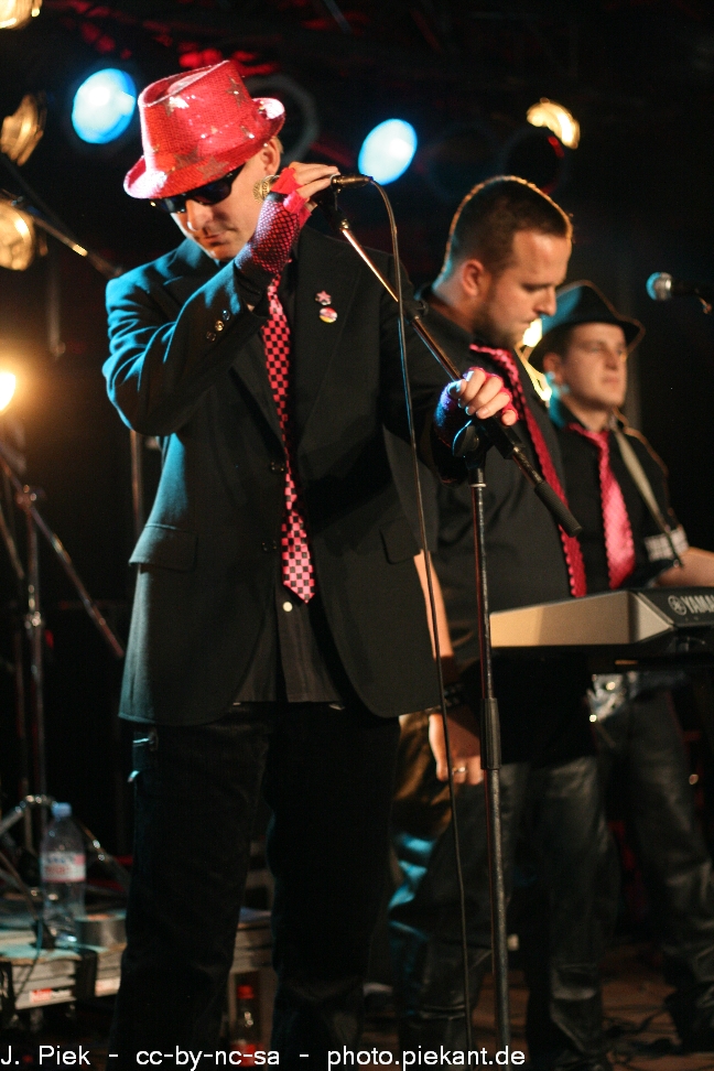 20120616DirtyGlamour low 22