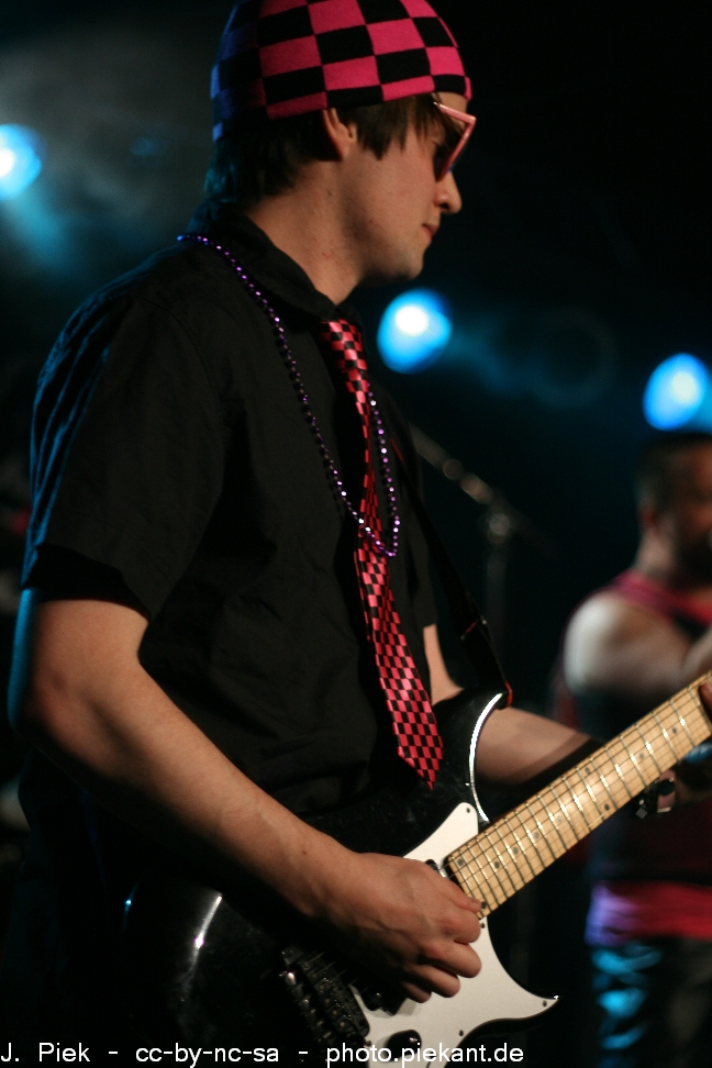 20120616DirtyGlamour low 30