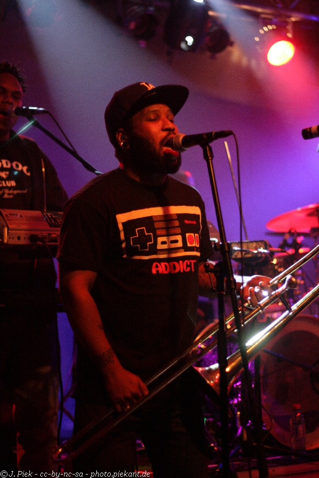 20121119 Fishbone low 06