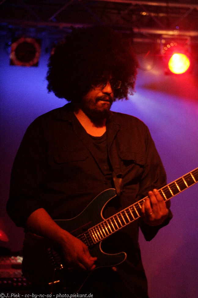 20121119 Fishbone low 07