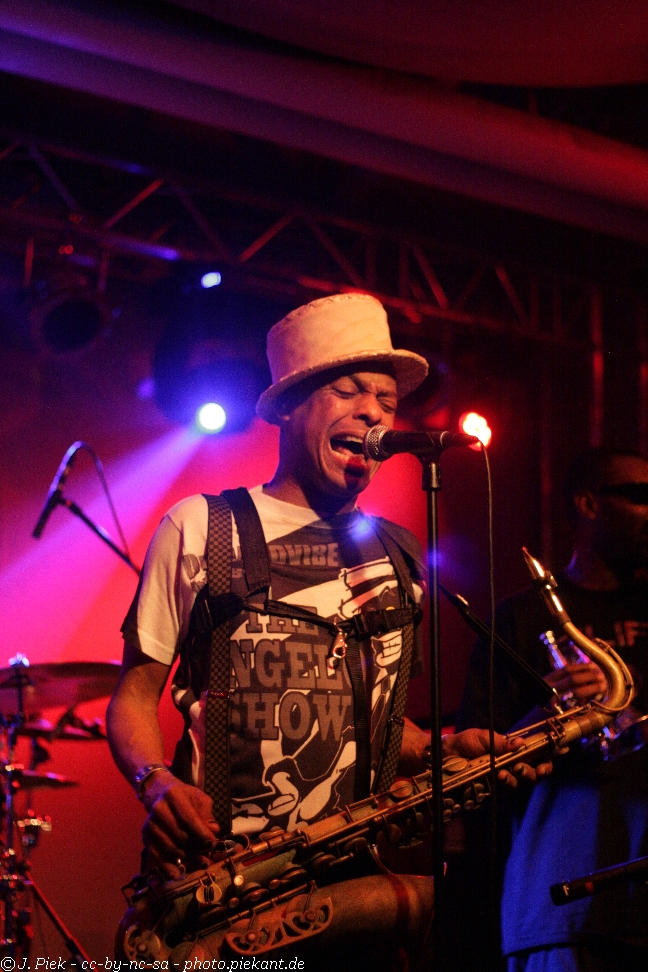 20121119 Fishbone low 63