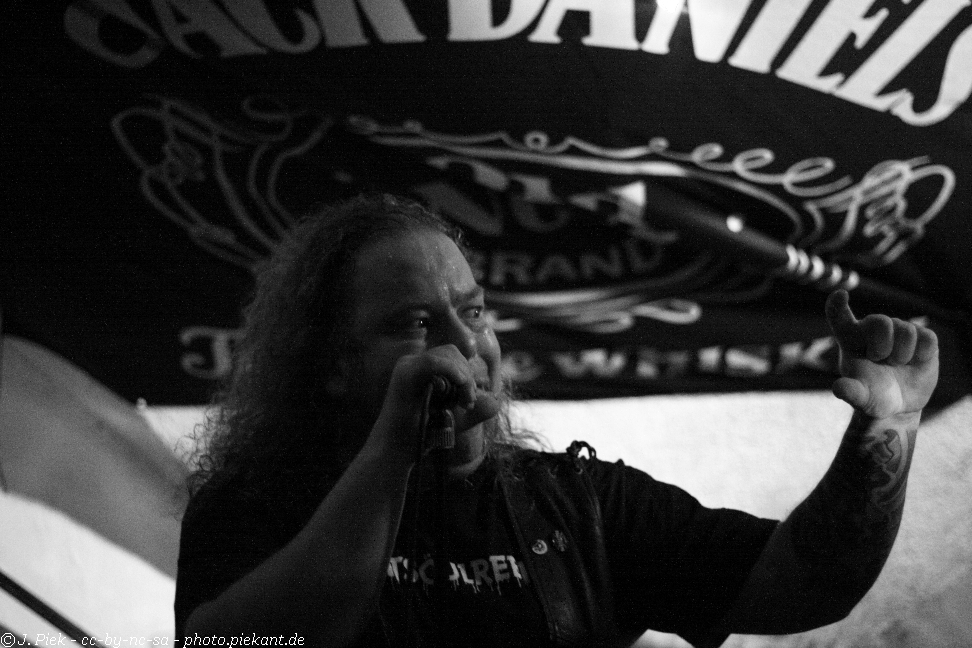 20121031 Hangerband low 16