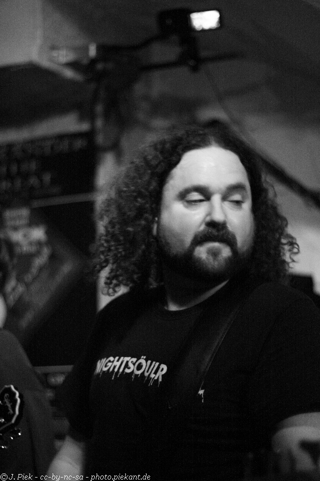 20121031 Hangerband low 30