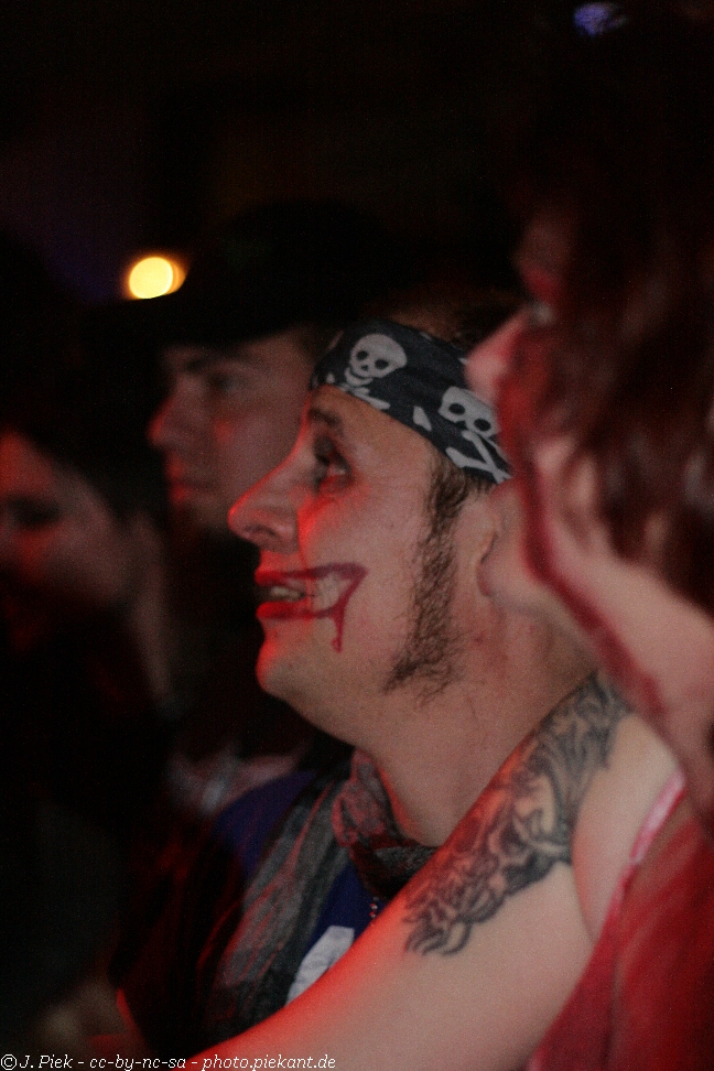 20121031 Hangerband low 44