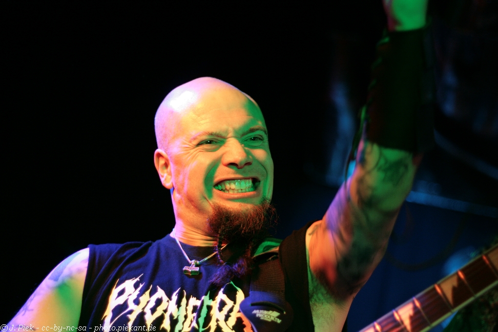 2012 12 15 HeavyMetalNightM8 low 039