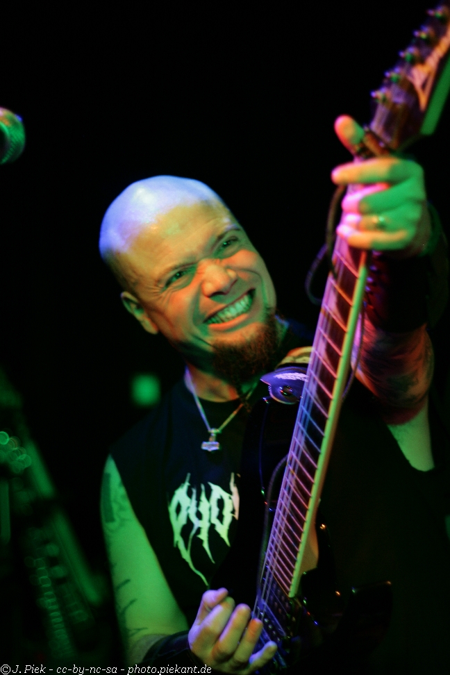 2012 12 15 HeavyMetalNightM8 low 049