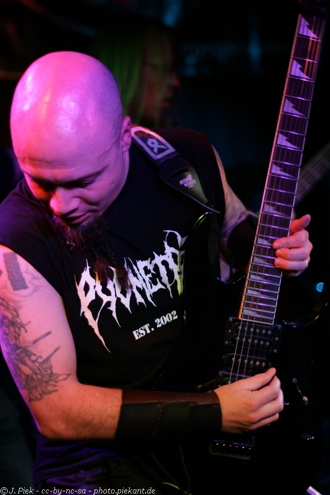 2012 12 15 HeavyMetalNightM8 low 070