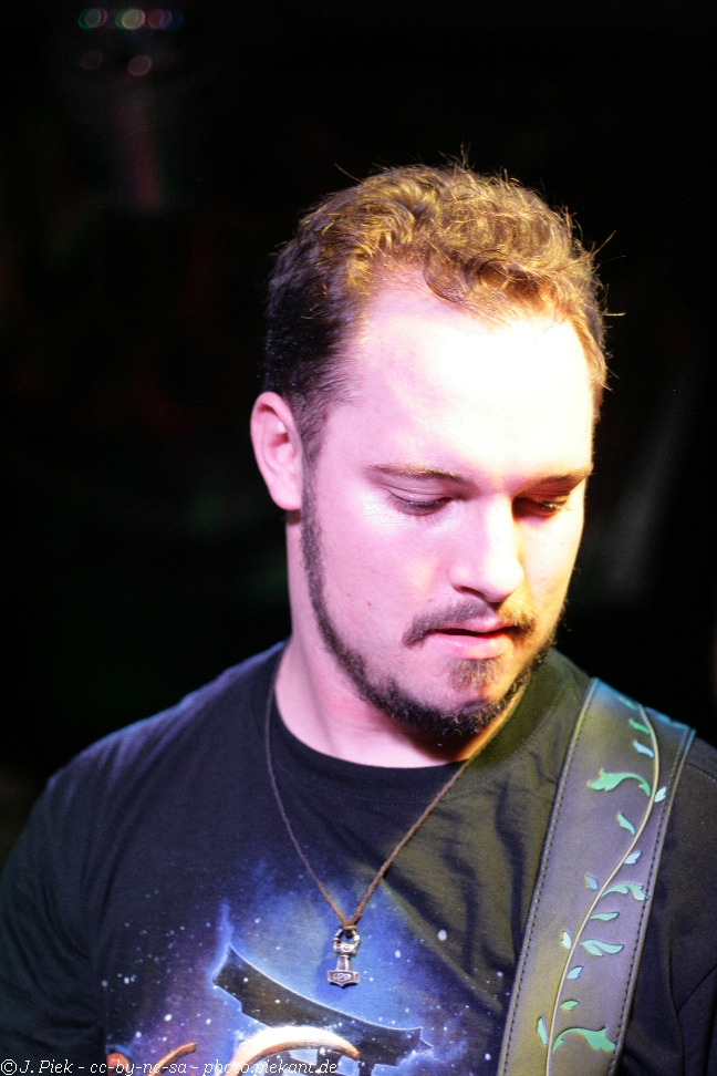 2012 12 15 HeavyMetalNightM8 low 115