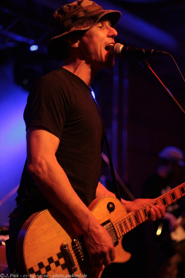 20121119 ngobo low 19