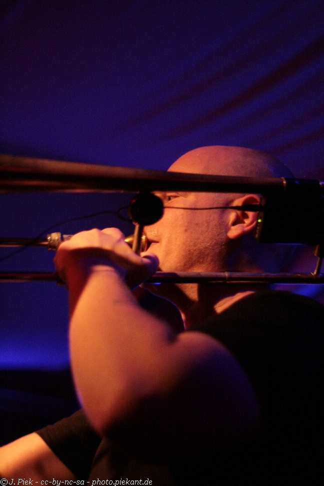 20121119 ngobo low 38