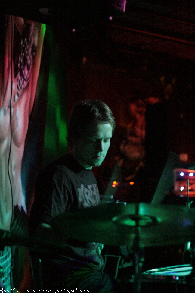 20121110 PhilsToxicMetal low 22