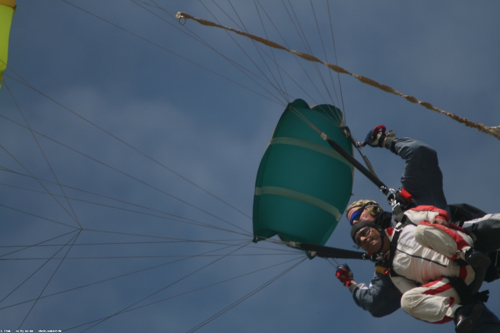 PinkBoogie2012 low 16