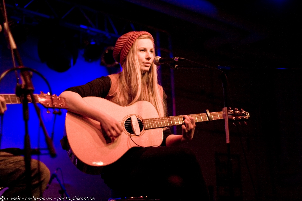 2013 03 16Nadjana low 11