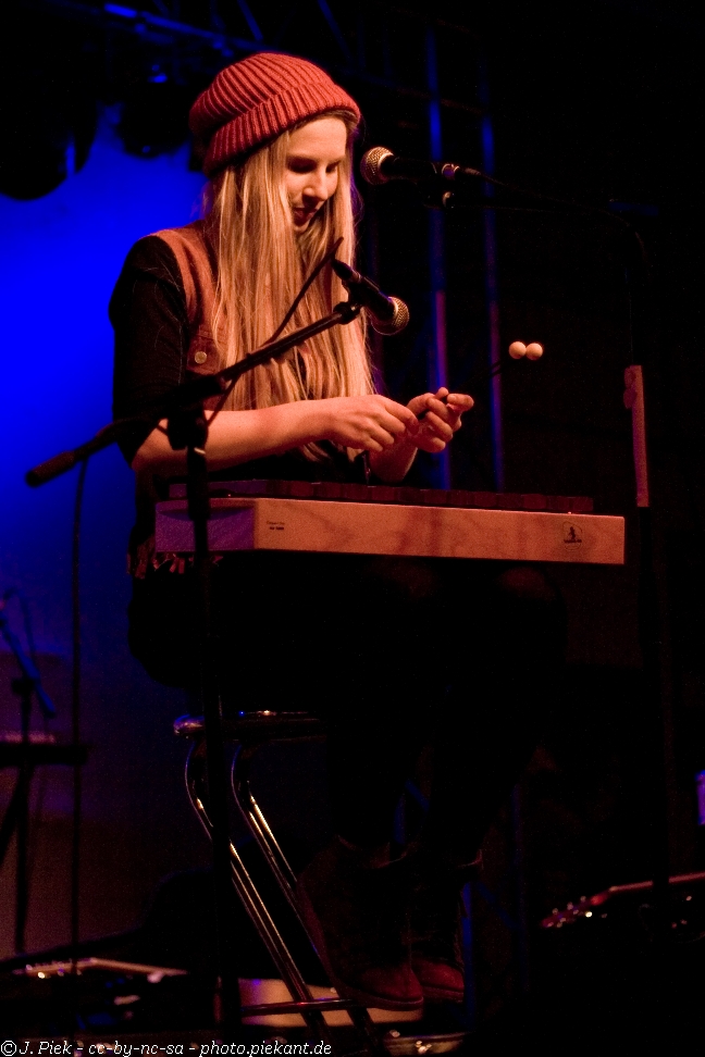 2013 03 16Nadjana low 16