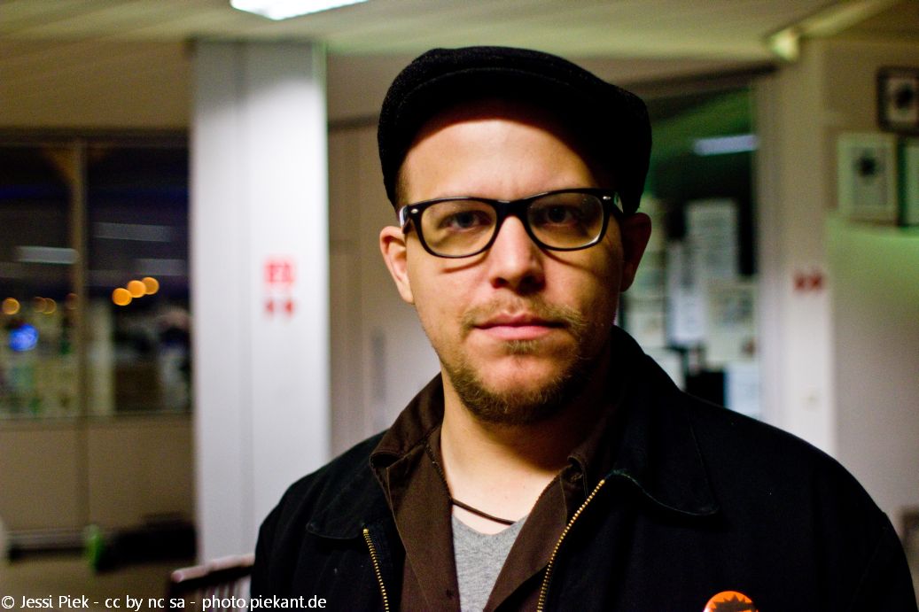 2013 10 18 PengFestival low 14