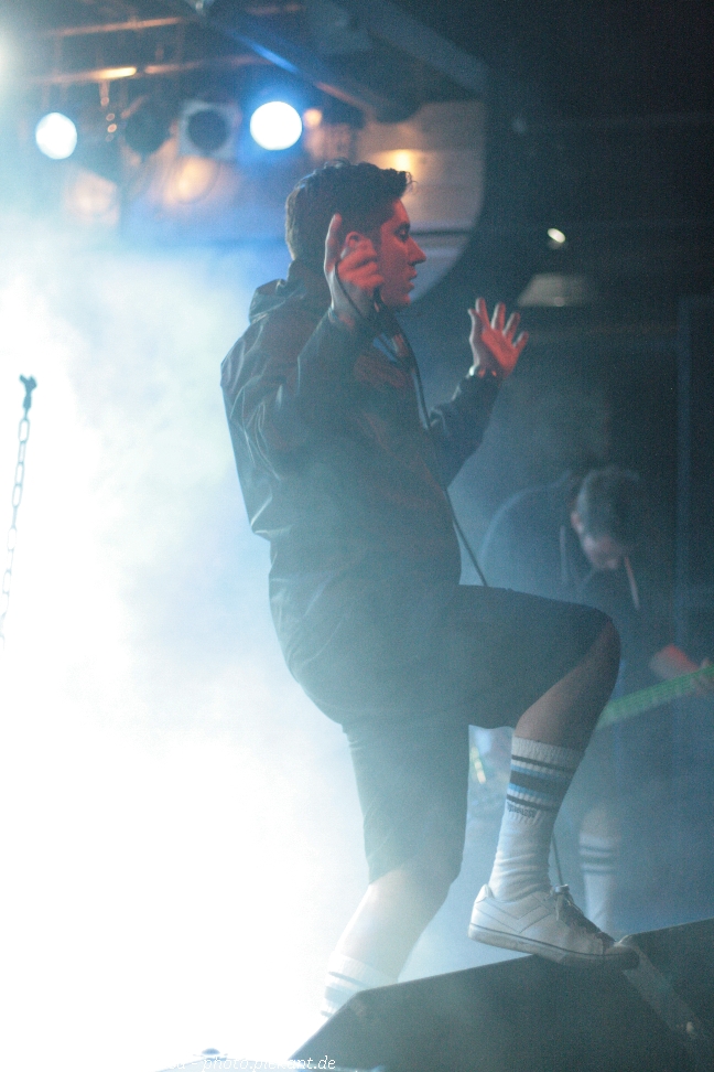 2013 01 12 ToysgetlostMunich low 22